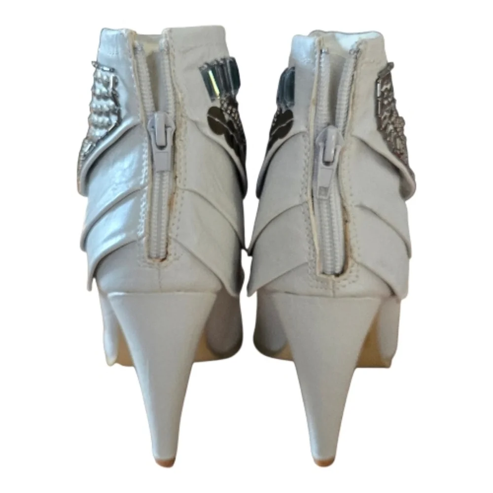 Elegant White Beaded Ankle Boots - Picture 2 of 5
